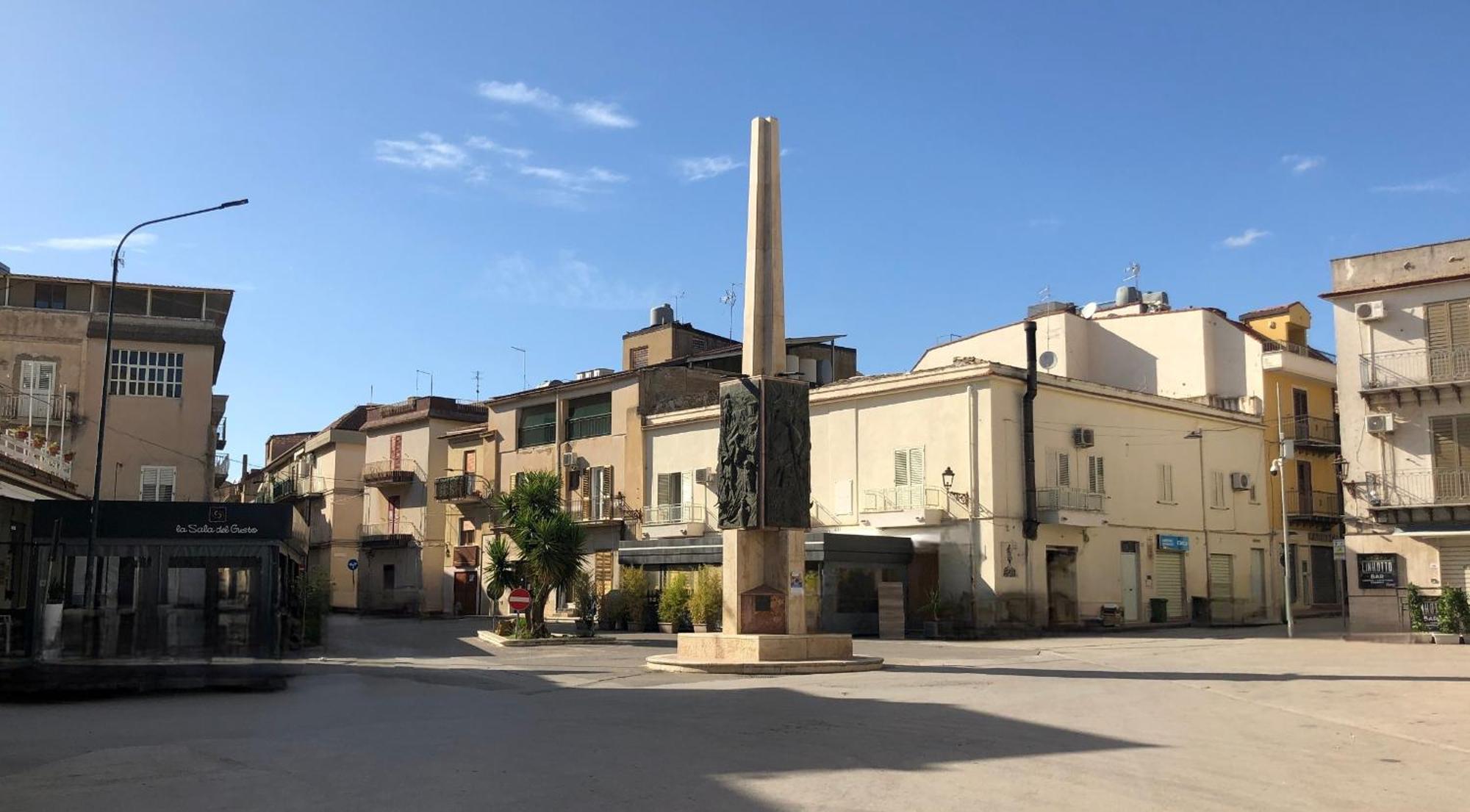 Al Cortile Del Pozzo Lägenhet Delia Exteriör bild